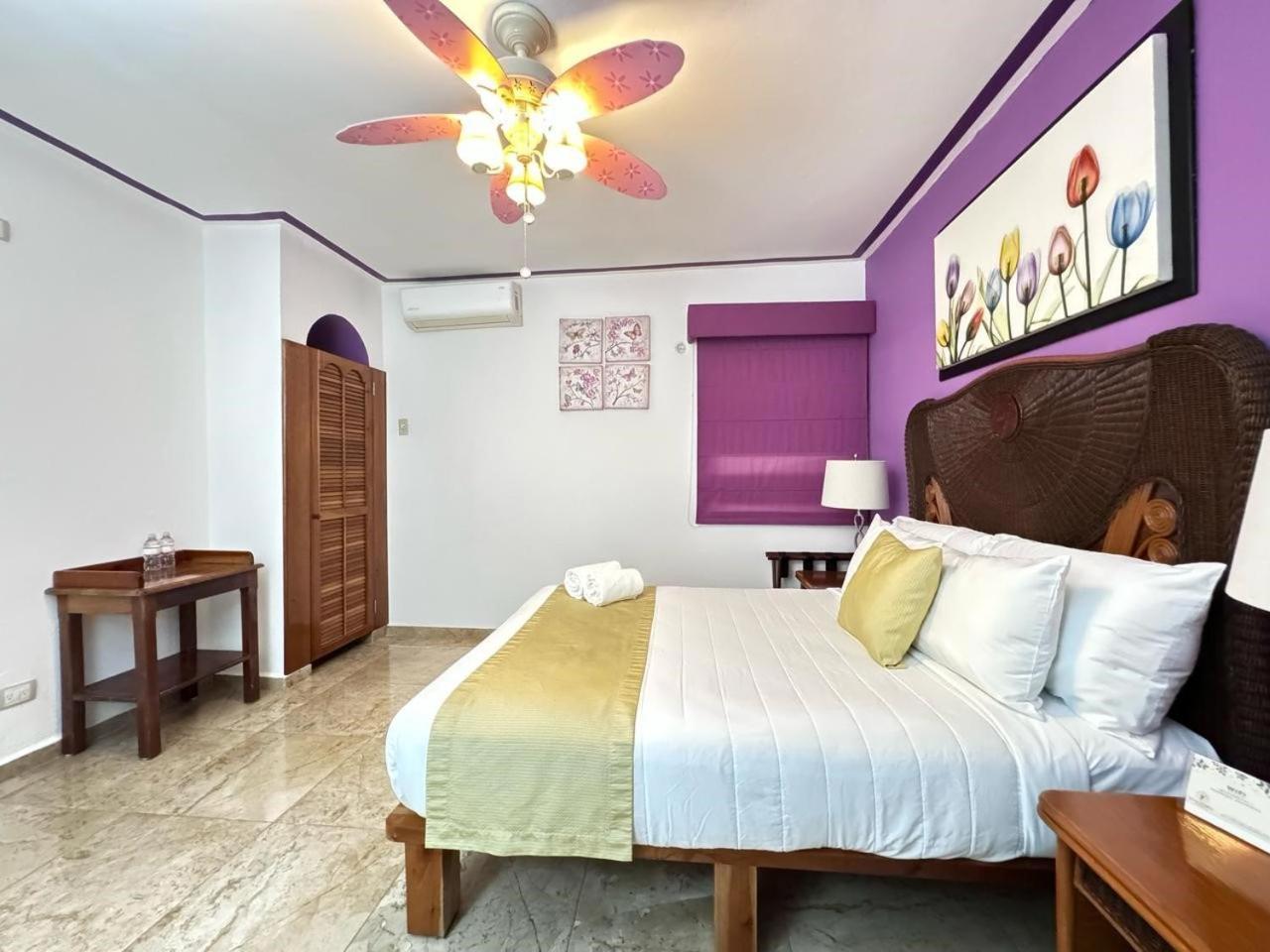 Hotel Casa Mallorca Cancun Bagian luar foto