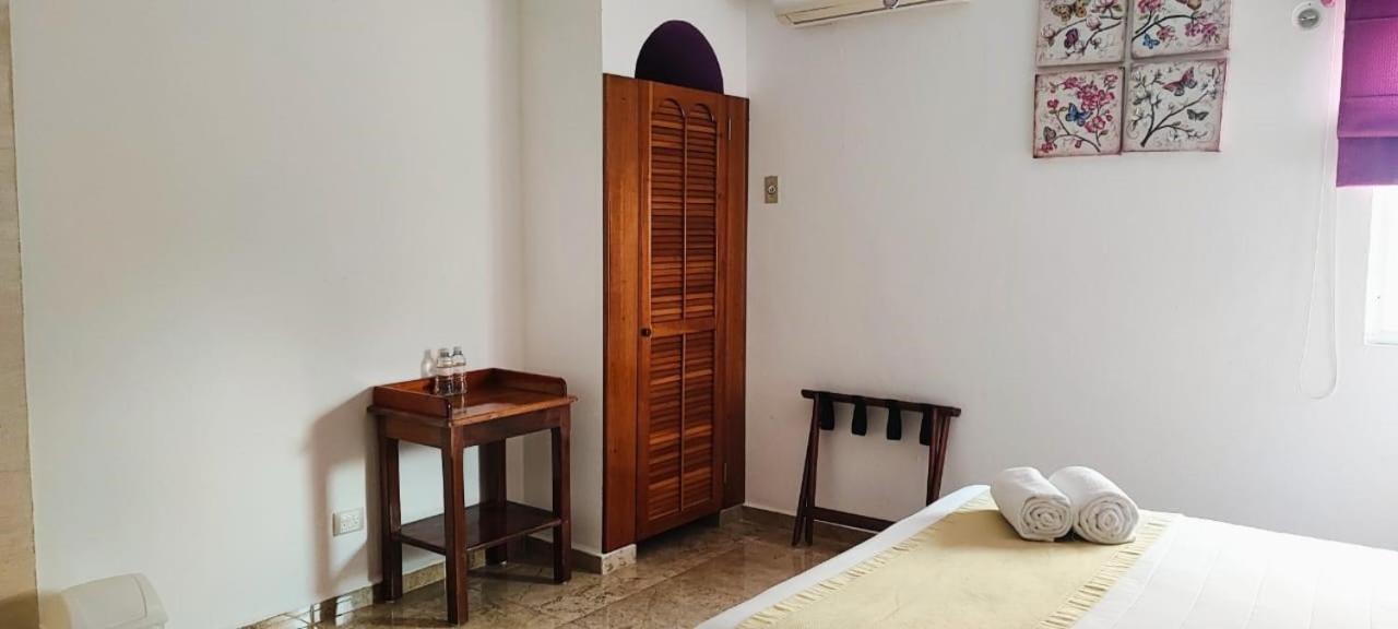 Hotel Casa Mallorca Cancun Bagian luar foto